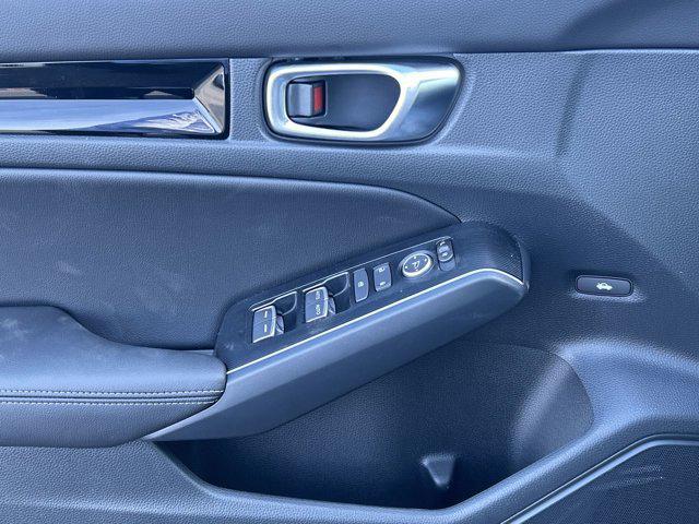 new 2026 Honda Civic Hybrid car, priced at $32,695