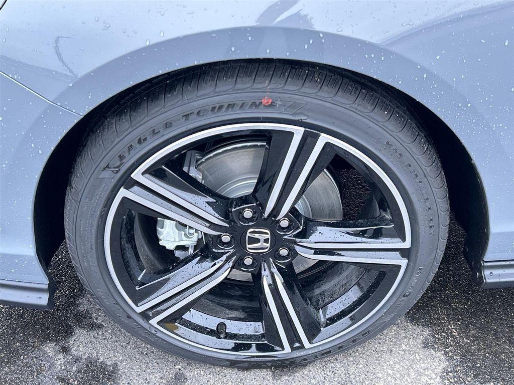 new 2025 Honda Accord Hybrid car, priced at $33,305