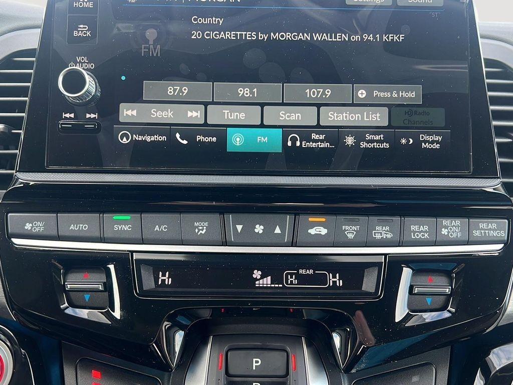 new 2026 Honda Odyssey car, priced at $47,040