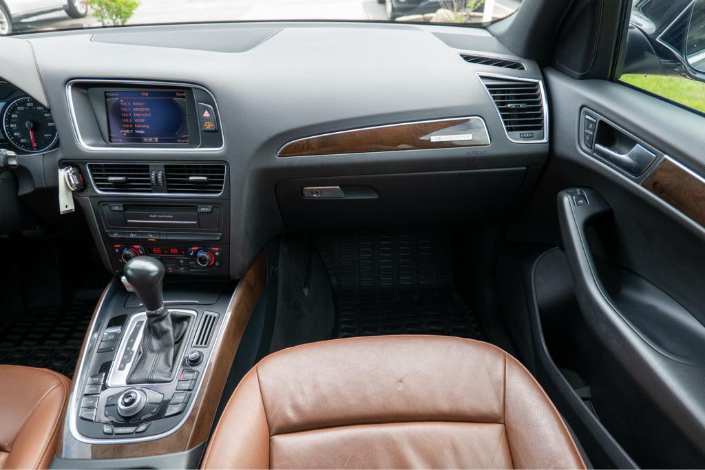 used 2011 Audi Q5 car, priced at $10,550