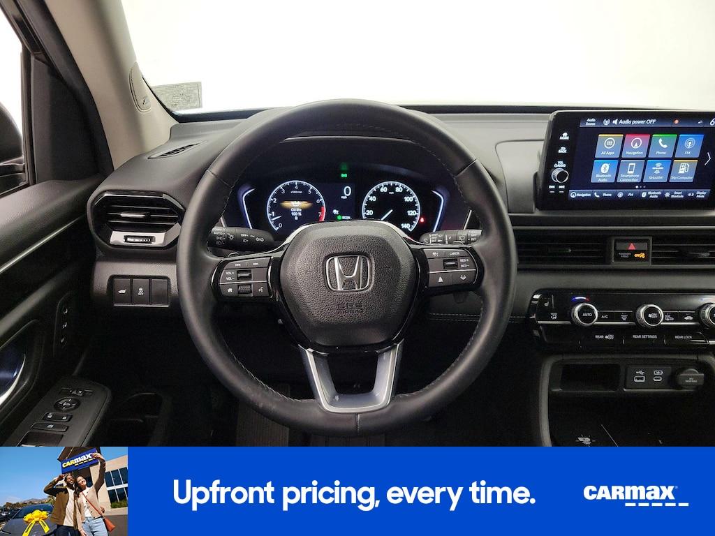 used 2025 Honda Pilot car, priced at $42,998
