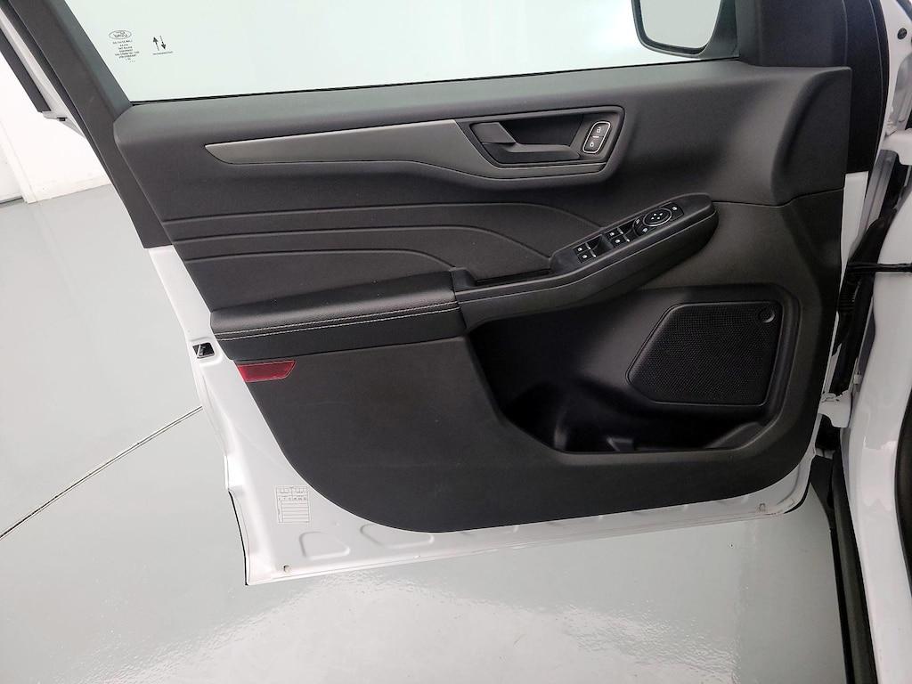 used 2024 Ford Escape car, priced at $18,998