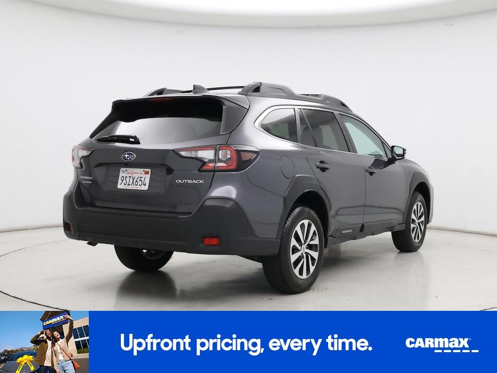 used 2025 Subaru Outback car, priced at $30,998