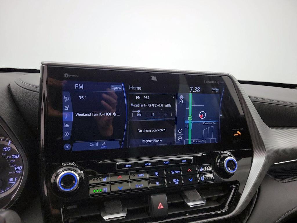 used 2022 Toyota Highlander car, priced at $43,998