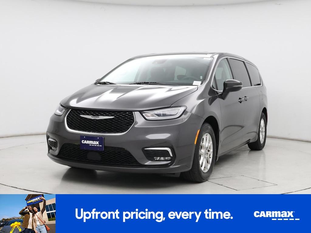 used 2023 Chrysler Pacifica car, priced at $23,998