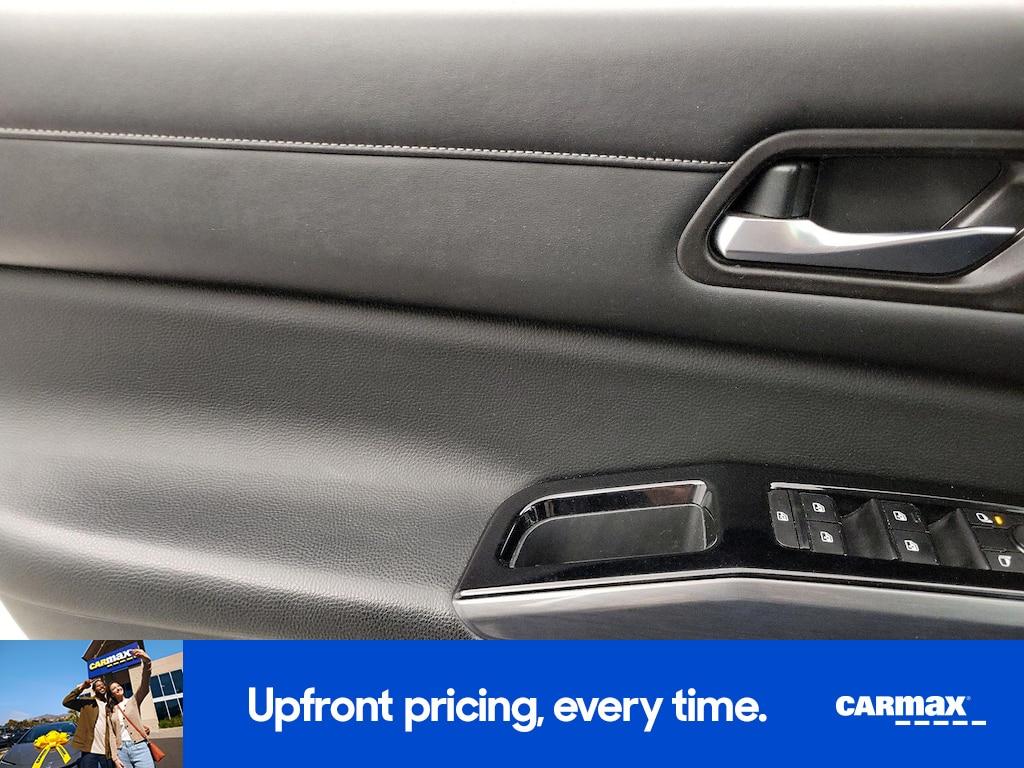 used 2022 Nissan Pathfinder car, priced at $25,998