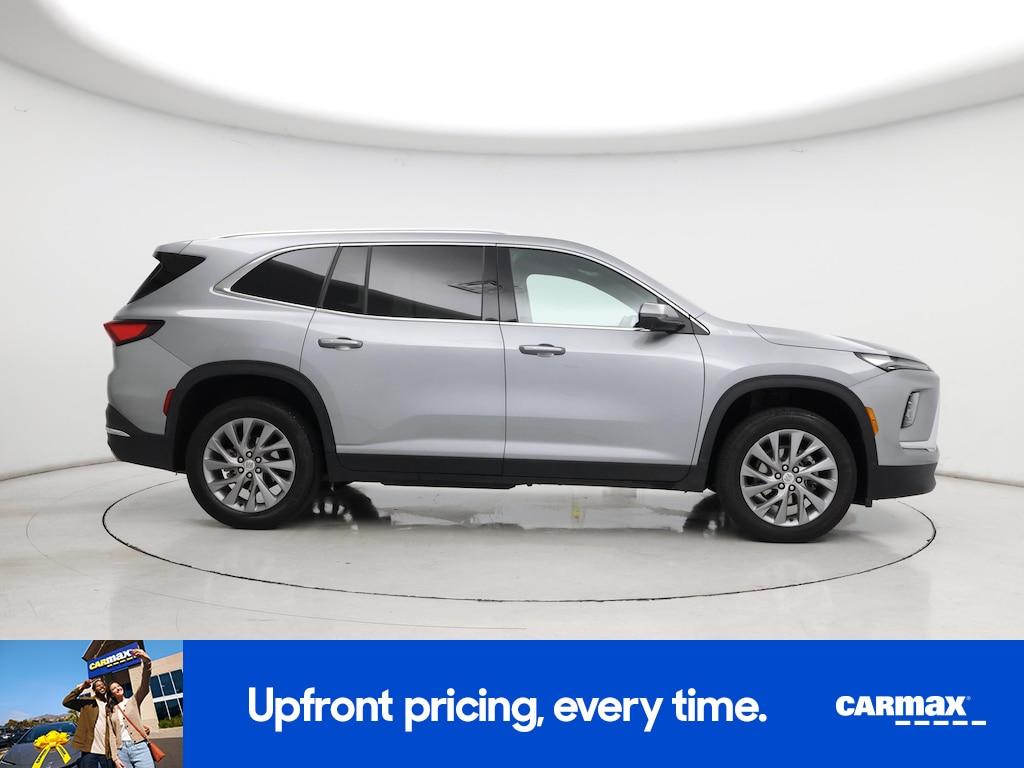 used 2025 Buick Enclave car, priced at $35,998
