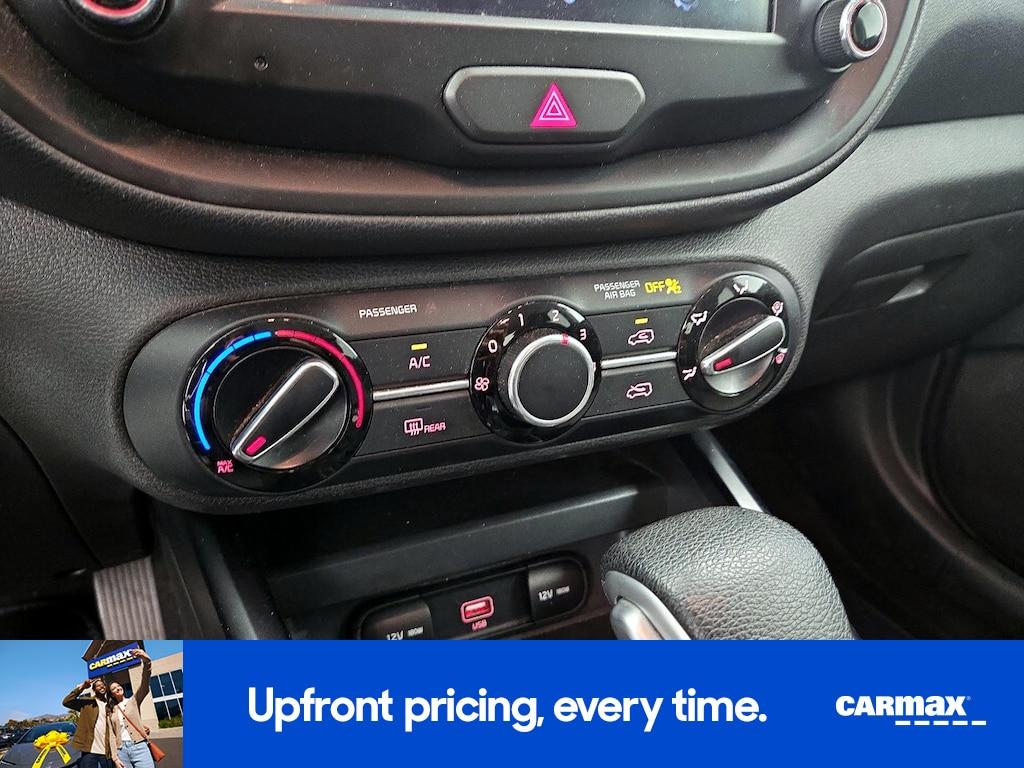 used 2022 Kia Soul car, priced at $15,998