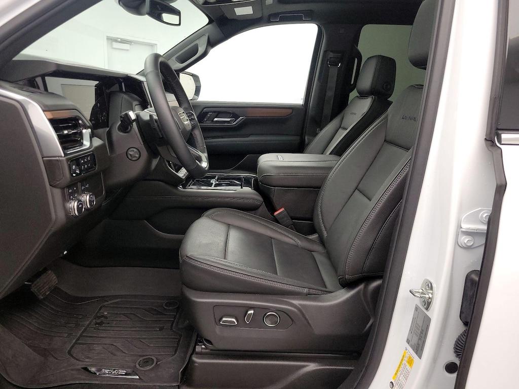 used 2025 GMC Yukon car, priced at $82,998