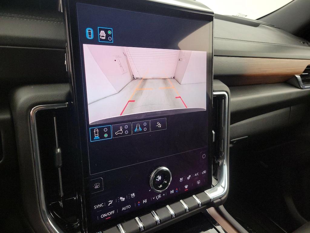 used 2025 GMC Yukon car, priced at $82,998