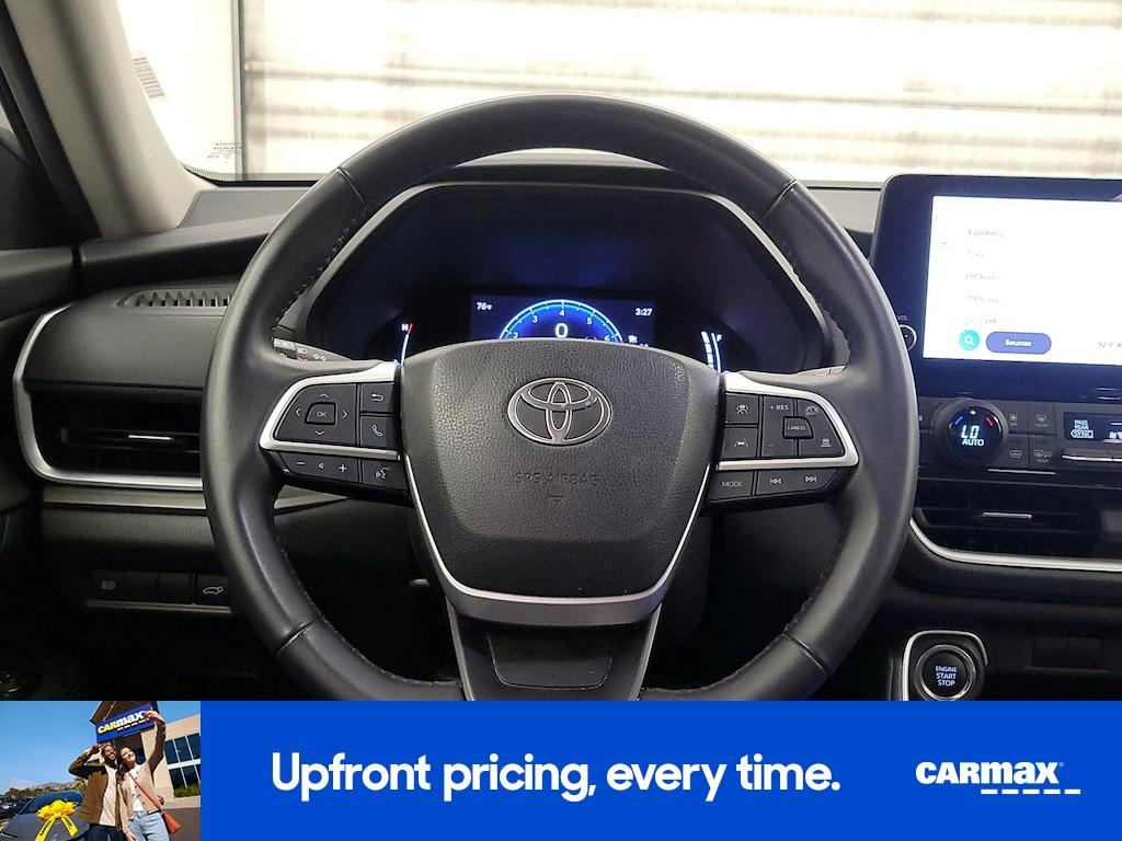 used 2025 Toyota Grand Highlander car, priced at $43,998