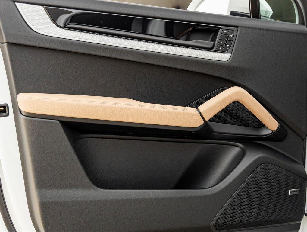 new 2026 Porsche Cayenne car, priced at $133,550