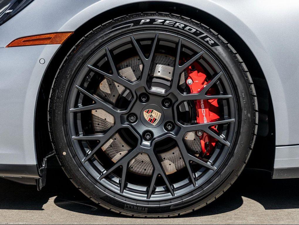 new 2026 Porsche 911 car, priced at $252,260