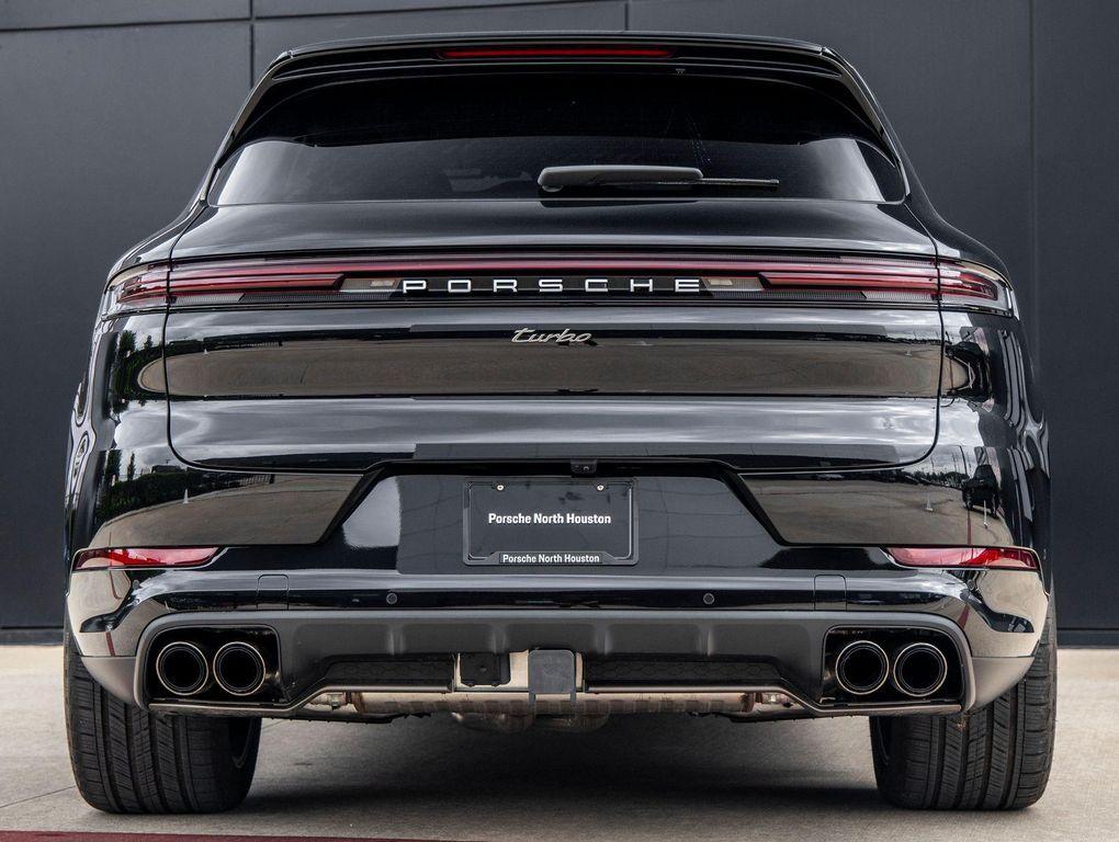 new 2025 Porsche Cayenne car, priced at $171,545