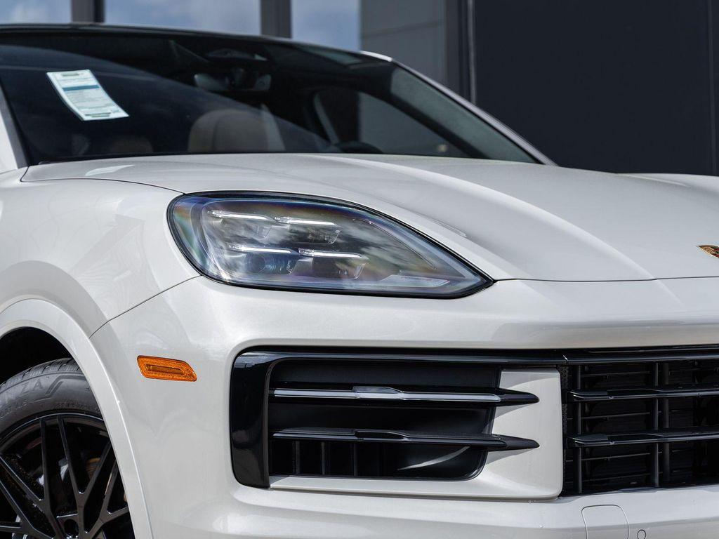 new 2026 Porsche Cayenne car, priced at $113,320