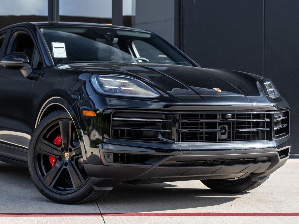 new 2025 Porsche Cayenne car, priced at $138,325