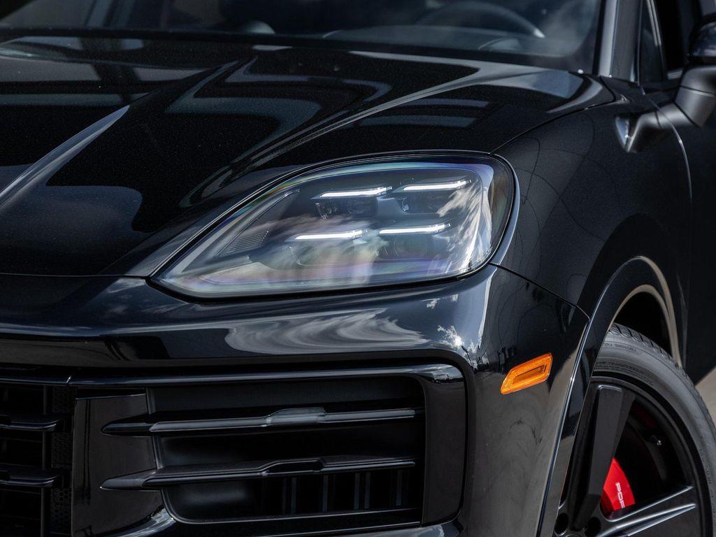 new 2025 Porsche Cayenne car, priced at $138,325
