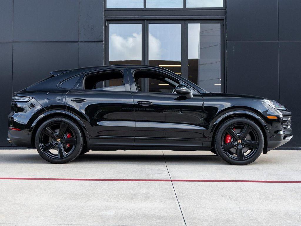 new 2025 Porsche Cayenne car, priced at $138,325