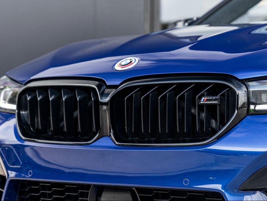 used 2022 BMW M5 car, priced at $89,891