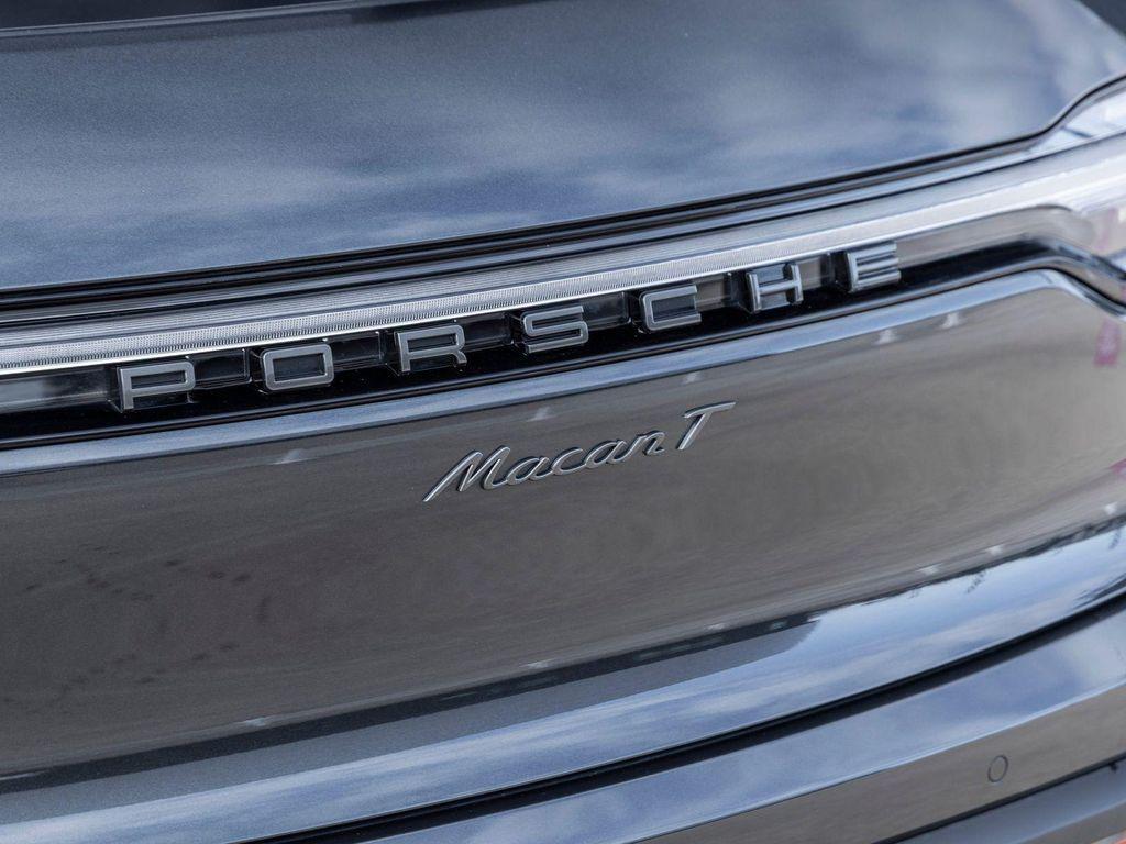 used 2025 Porsche Macan car