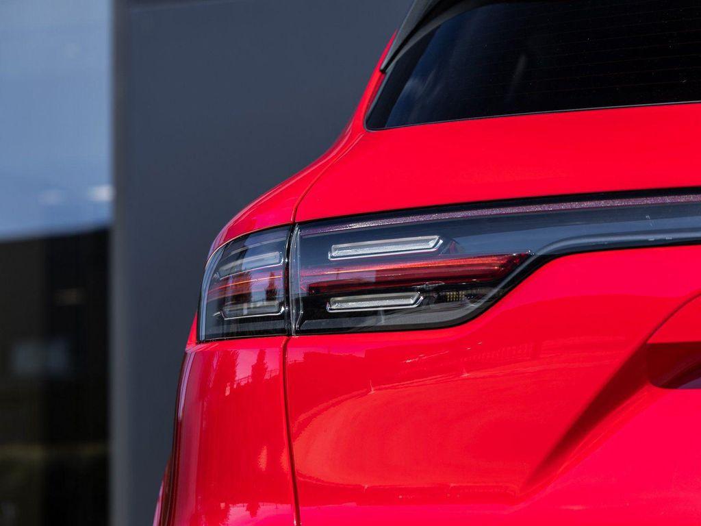 used 2021 Porsche Cayenne car, priced at $50,991