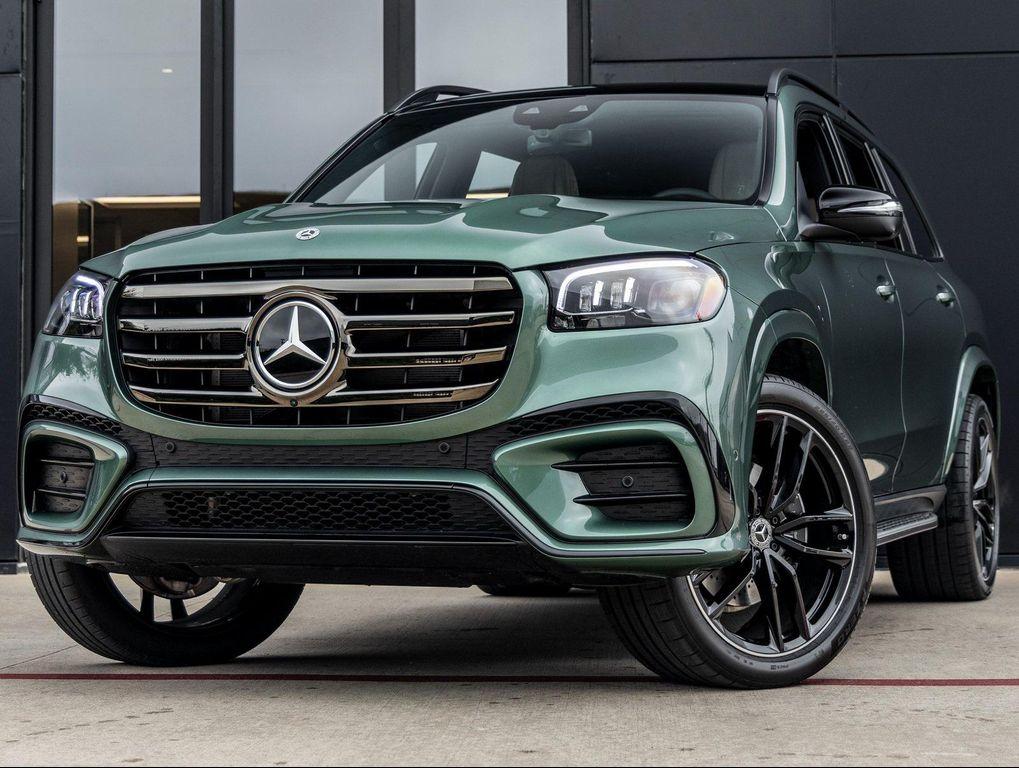 used 2025 Mercedes-Benz GLS 580 car, priced at $109,991