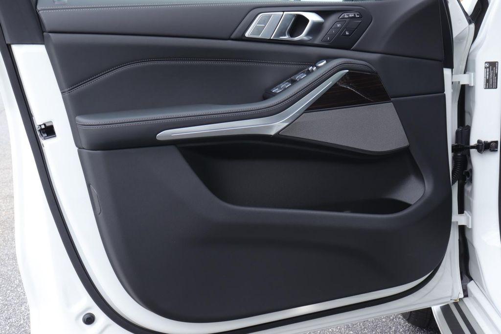 new 2026 BMW X7 car, priced at $96,325