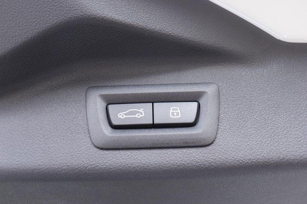 new 2026 BMW X7 car, priced at $96,325