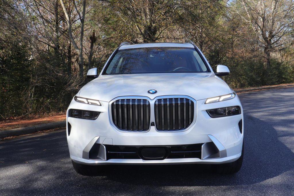 new 2026 BMW X7 car, priced at $93,625