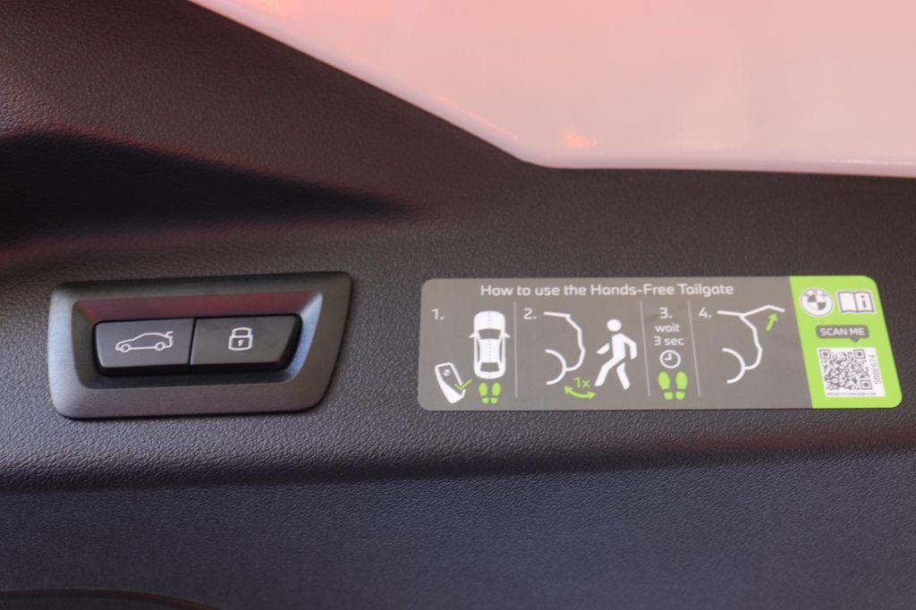 new 2026 BMW X7 car, priced at $93,625