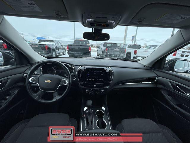 used 2021 Chevrolet Traverse car, priced at $18,000