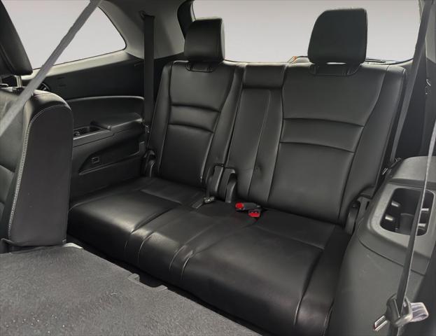2016 Gray Honda Pilot