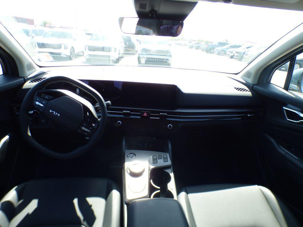 new 2026 Kia Sportage Hybrid car, priced at $35,235