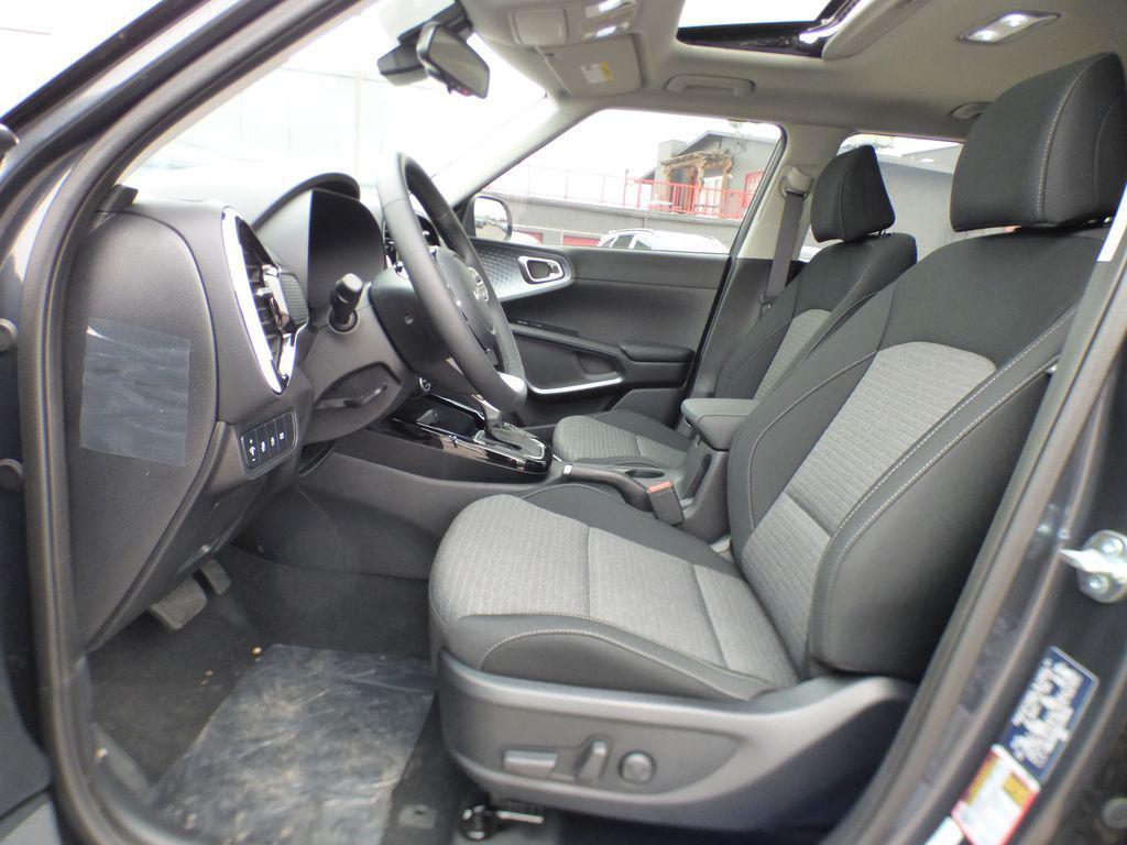 new 2025 Kia Soul car, priced at $25,042