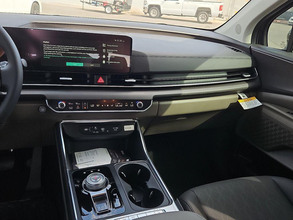 new 2026 Kia Carnival Hybrid car, priced at $46,085