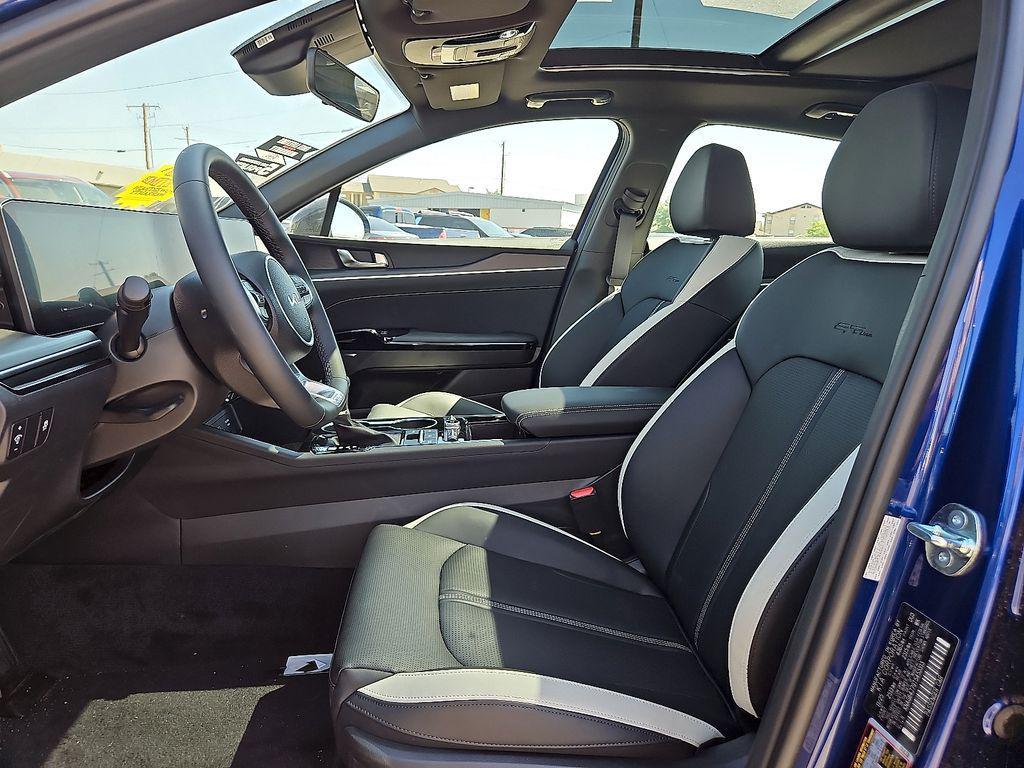 new 2026 Kia K5 car, priced at $30,386