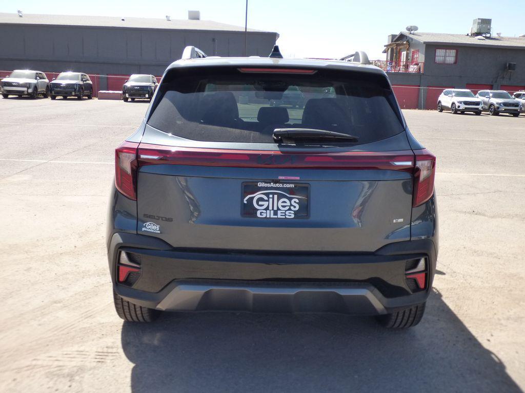 new 2025 Kia Seltos car, priced at $29,426