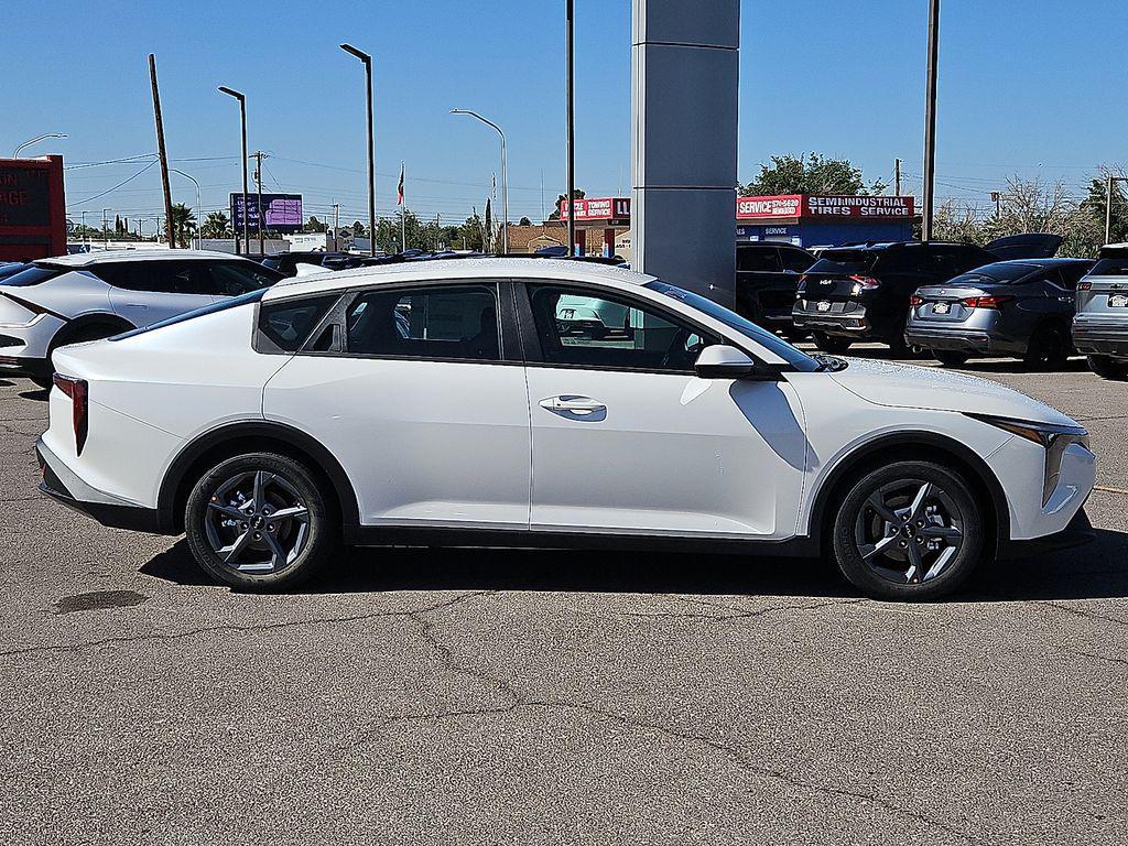 new 2026 Kia K4 car, priced at $25,030