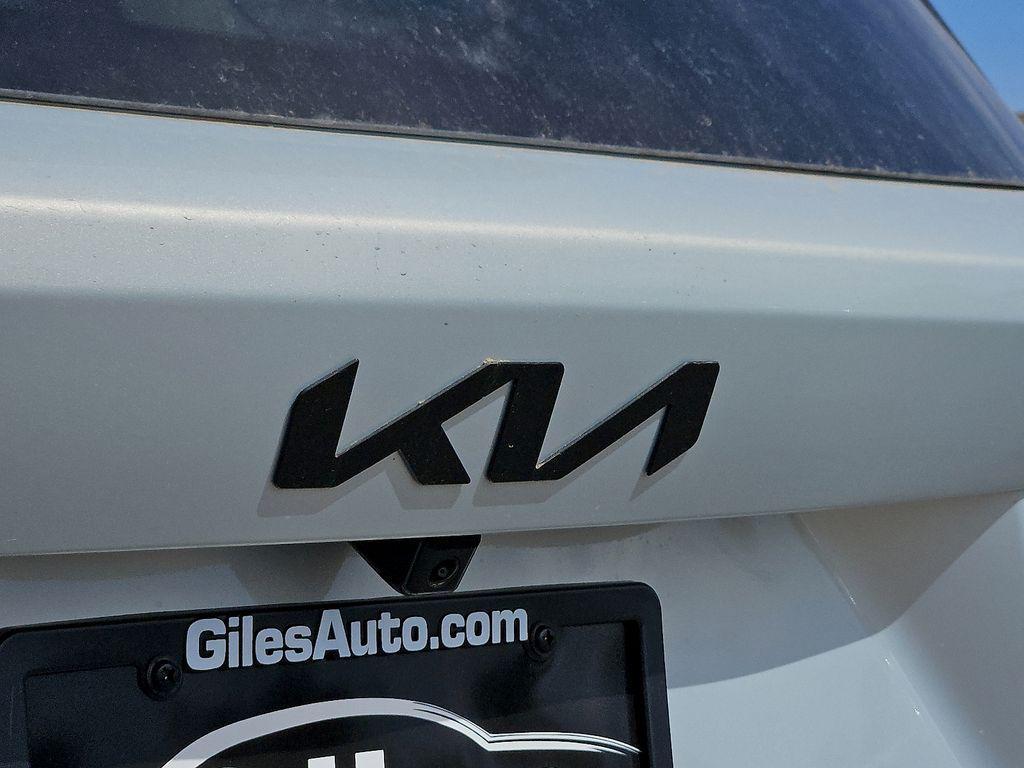 new 2026 Kia Sorento car, priced at $39,948