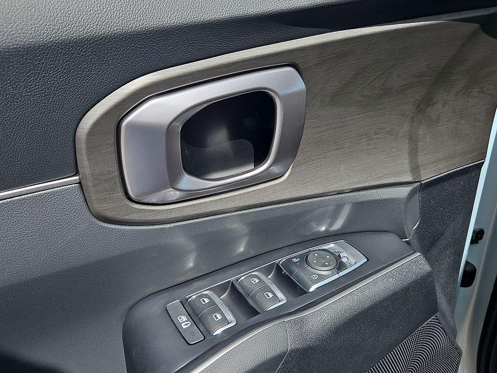 new 2026 Kia Sorento car, priced at $39,948