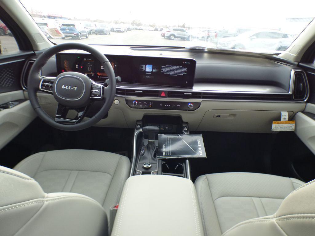 new 2025 Kia Sorento car, priced at $36,195