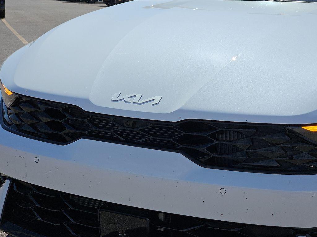 new 2026 Kia K5 car, priced at $40,190