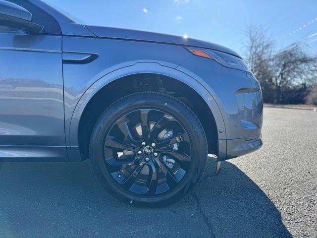 new 2025 Land Rover Discovery Sport car, priced at $42,980