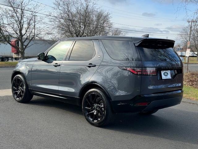 new 2024 Land Rover Discovery car, priced at $52,485