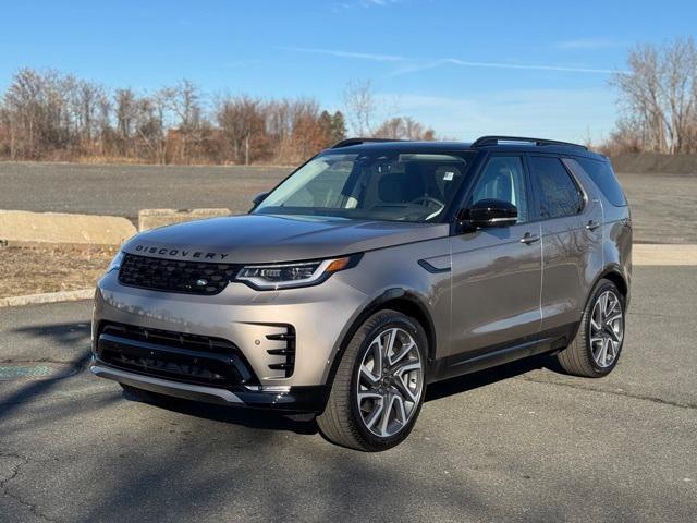 new 2025 Land Rover Discovery car, priced at $62,910
