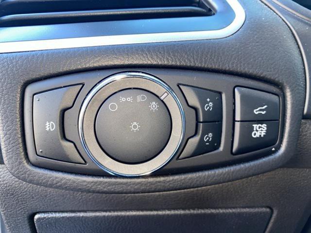 used 2024 Ford Edge car, priced at $29,454