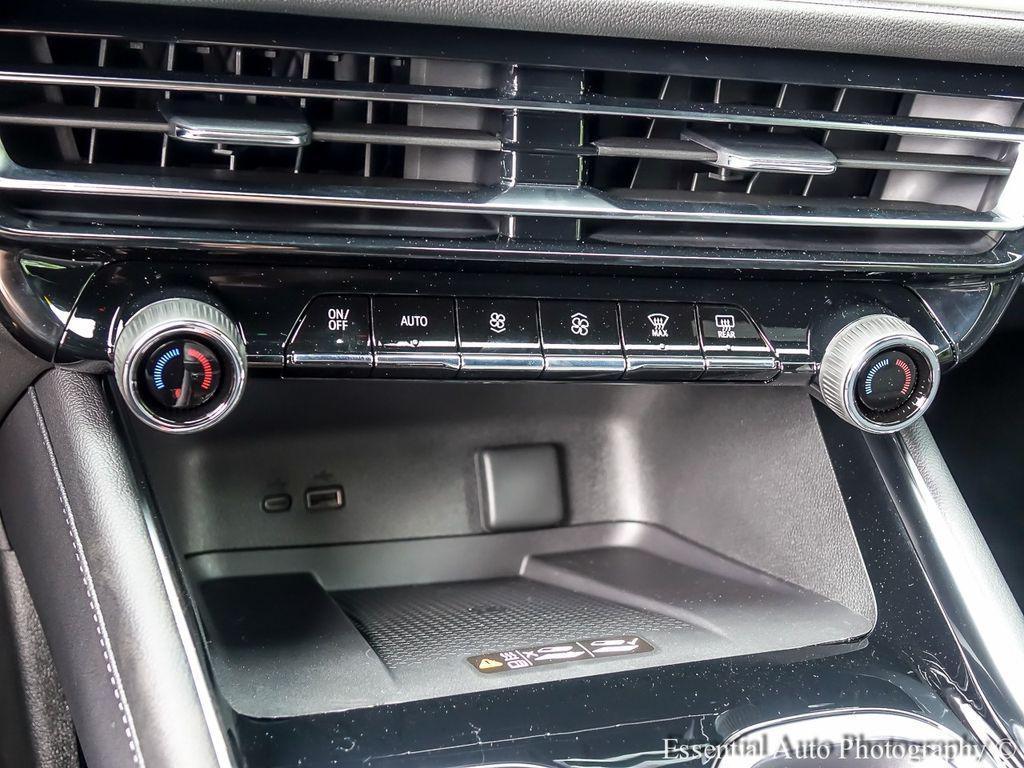 new 2026 Chevrolet Traverse car, priced at $40,495