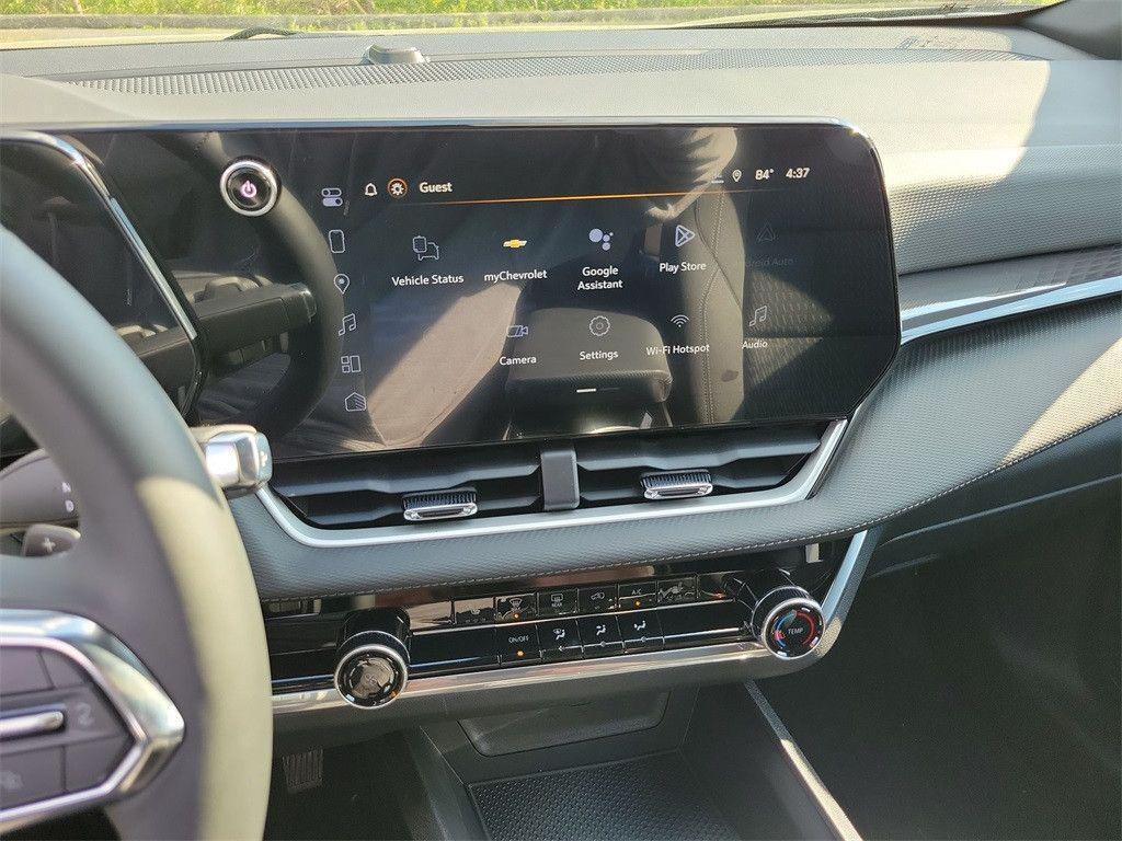 new 2026 Chevrolet Equinox car, priced at $25,195