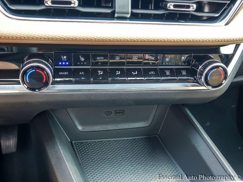 new 2026 Chevrolet Equinox car, priced at $31,995