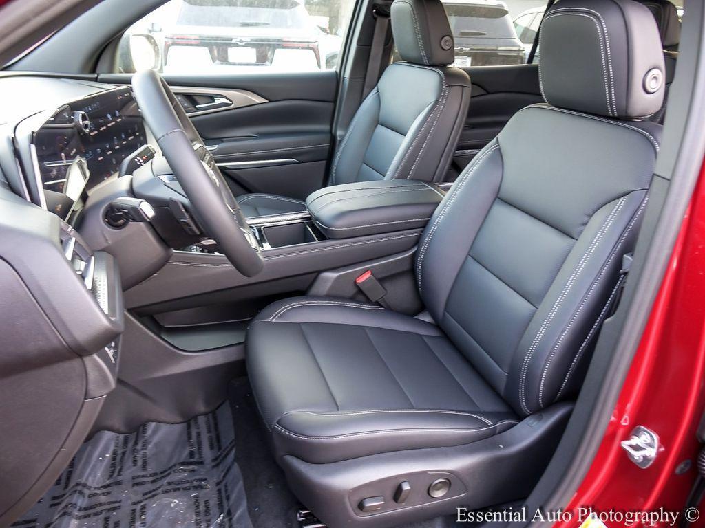 new 2026 Chevrolet Traverse car, priced at $43,995